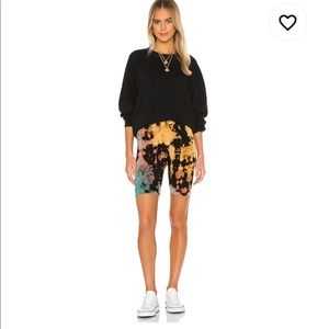 cotton citizen milan biker short -chromatic blast